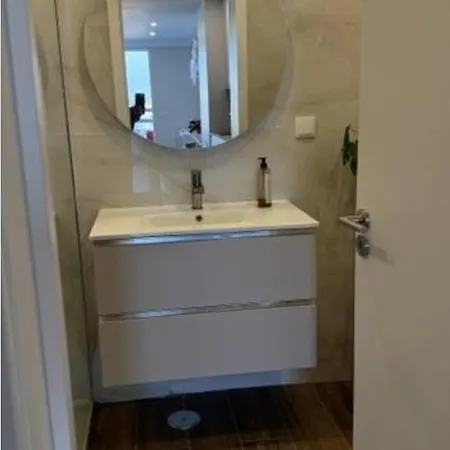 A Dois Minutos Da Apartament *